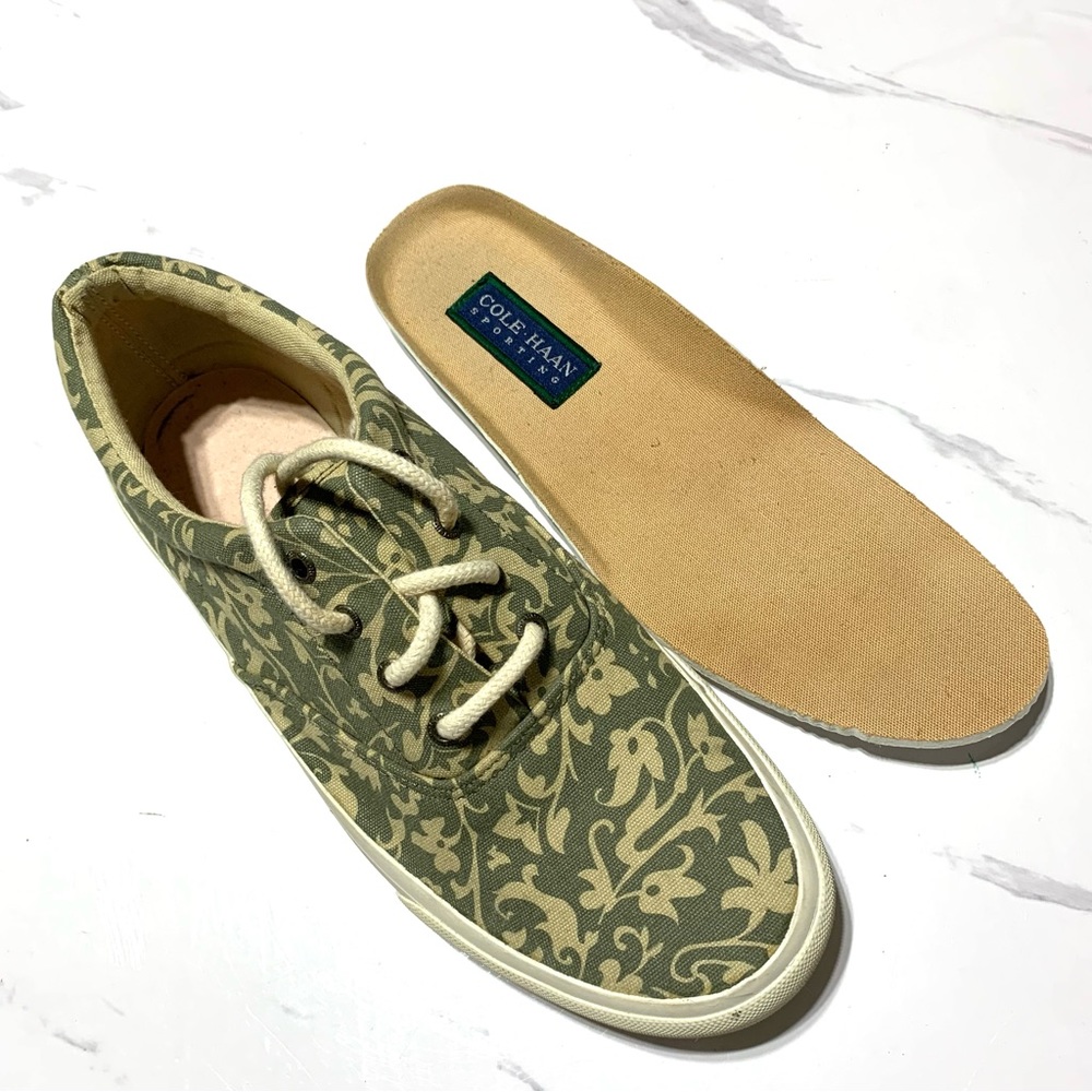 Cole Haan EUC Sporting Camo Green Sneakers Size 9B
